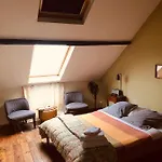 Faja Lobi B&B
