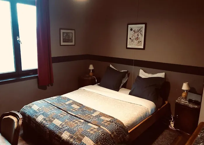 Faja Lobi Bed and Breakfast Γάνδη